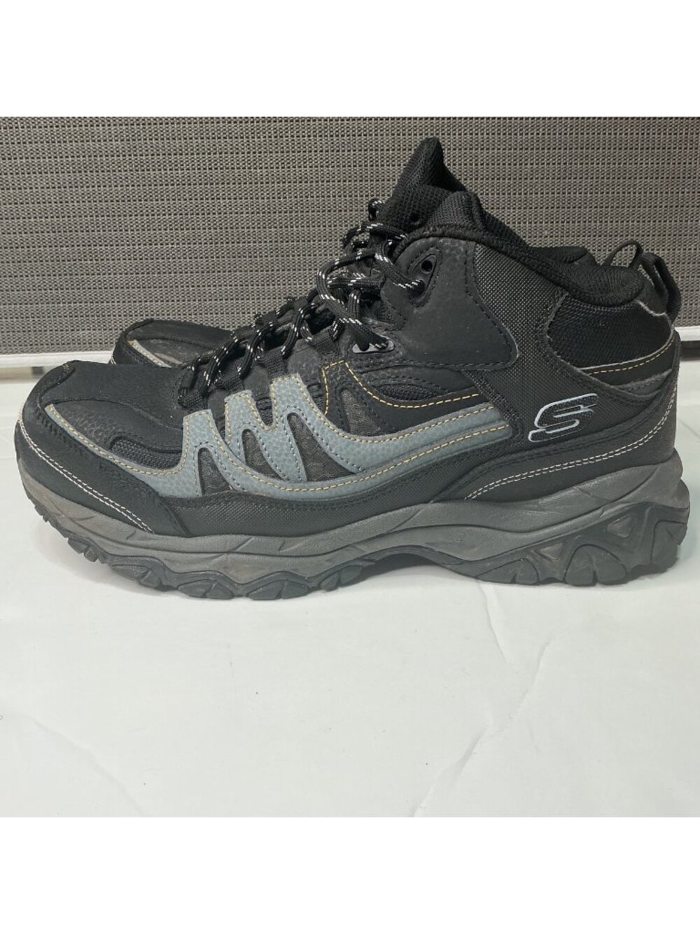 Skechers Mens Black Steel Toe Work Boots Size 10 Slip Resistant Memory Foam Wide
